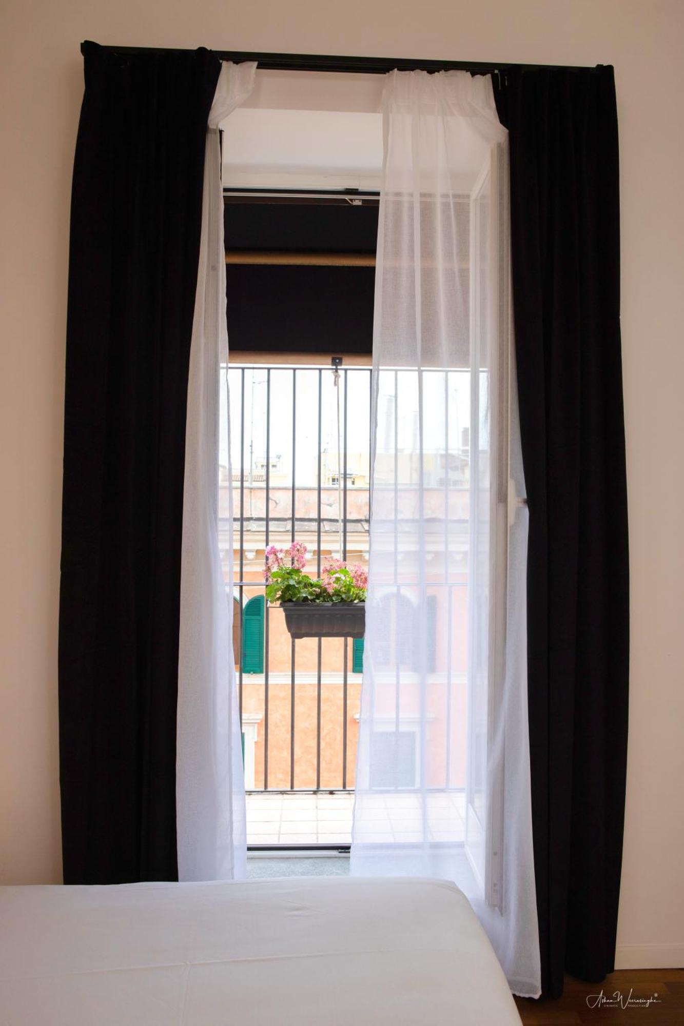 Magikrooms Topaz Rome Exterior photo