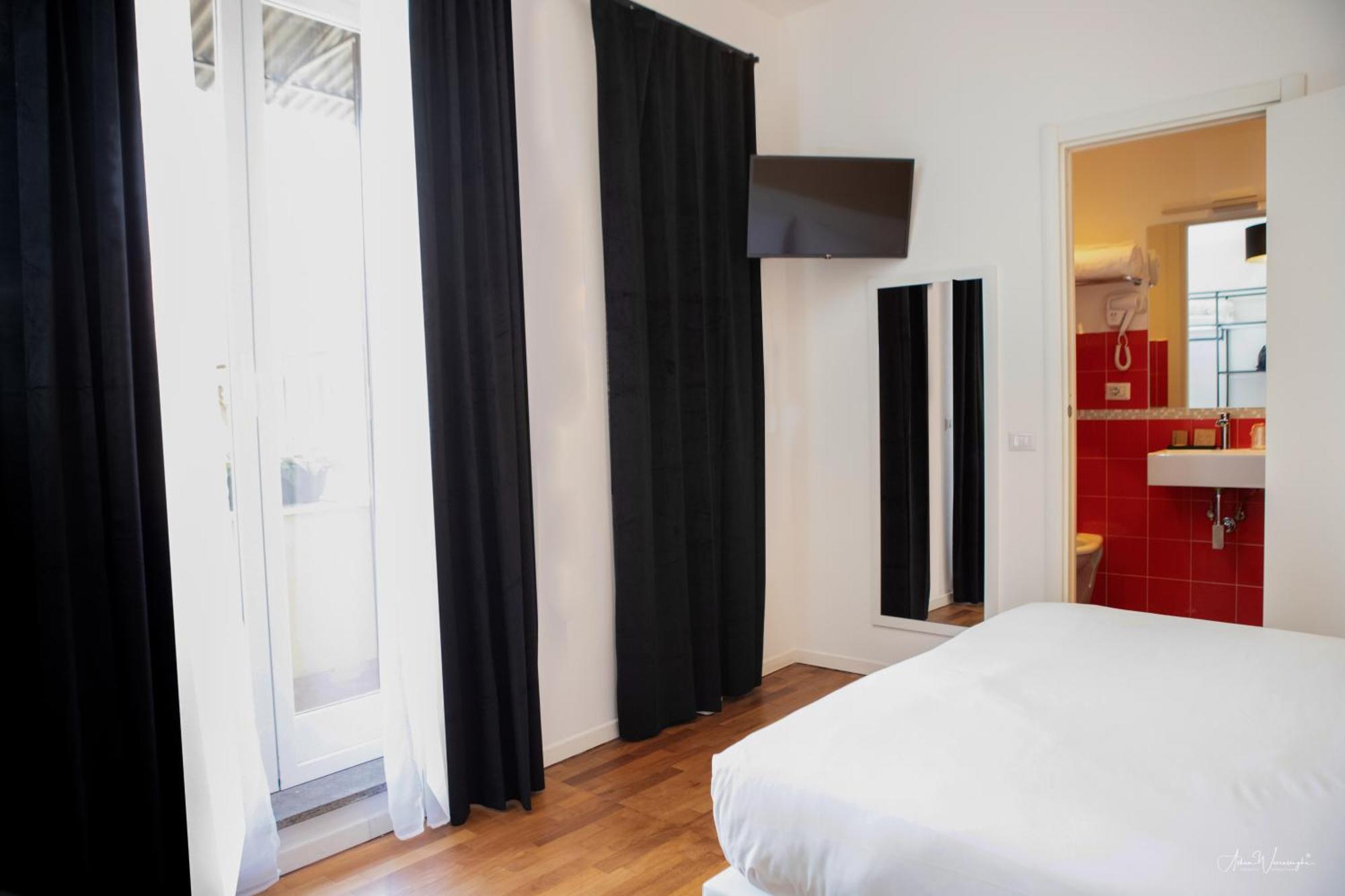 Magikrooms Topaz Rome Exterior photo